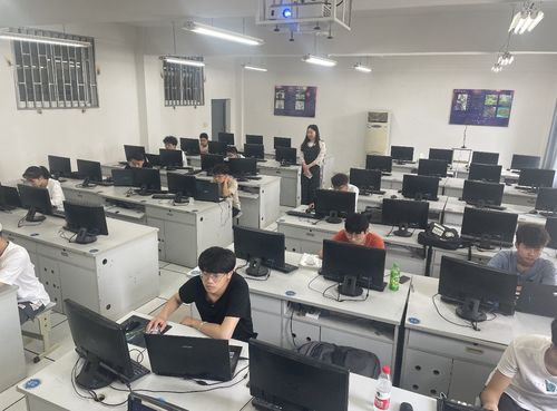 武昌理工學(xué)院學(xué)子在湖北大學(xué)生先進(jìn)成圖技術(shù)與產(chǎn)品信息建模創(chuàng)新大賽中榮獲佳績
